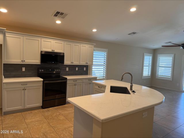 18129 W DESERT Lane, Surprise, AZ 85388