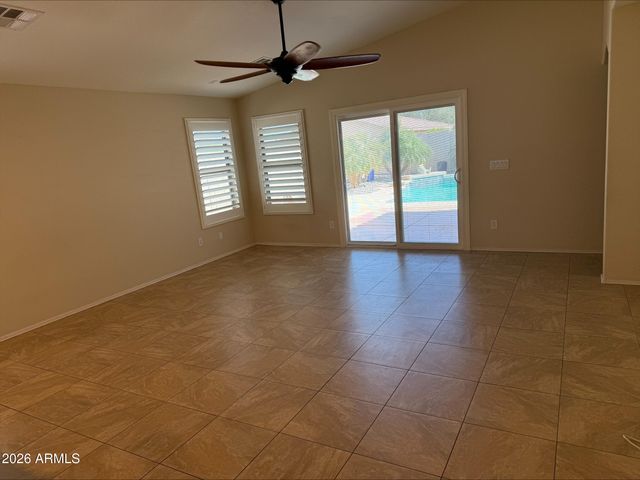 18129 W DESERT Lane, Surprise, AZ 85388