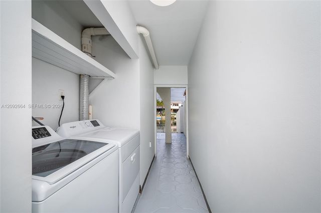 1345 W 71st Street, Hialeah, FL 33014