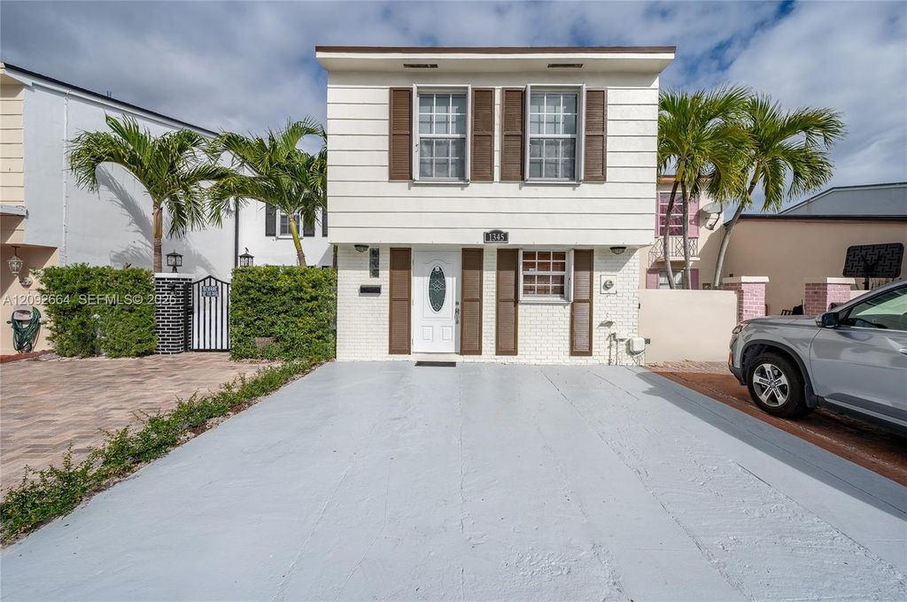1345 W 71st Street, Hialeah, FL 33014