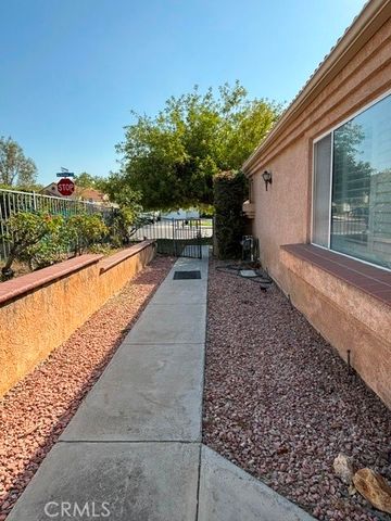 905 Verona Avenue, San Jacinto, CA 92583