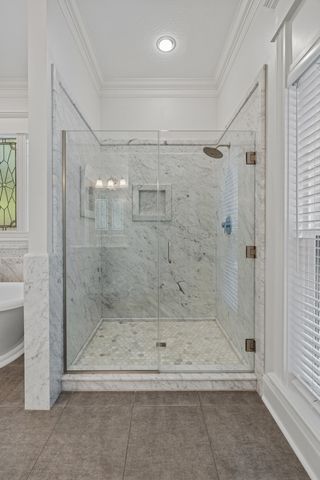 206 Timberton Dr., Hattiesburg, MS 39401