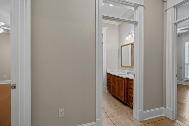 206 Timberton Dr., Hattiesburg, MS 39401