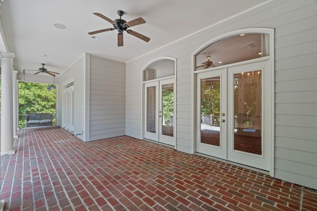 206 Timberton Dr., Hattiesburg, MS 39401