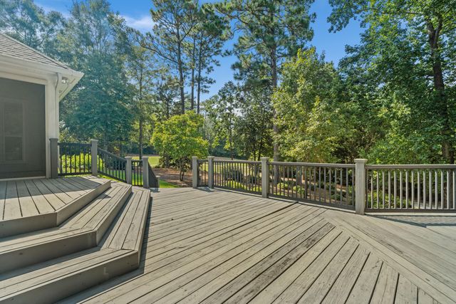 206 Timberton Dr., Hattiesburg, MS 39401