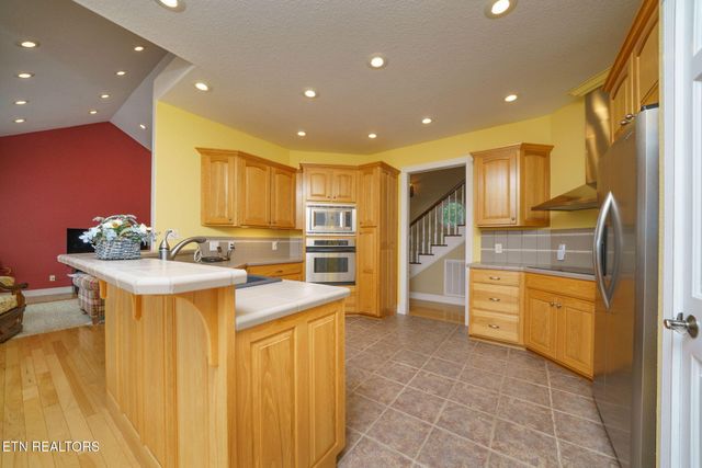 321 Magnolia Lane, Crossville, TN 38555