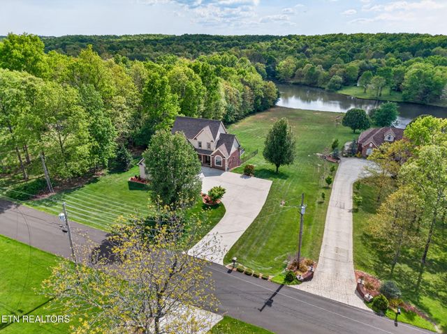 321 Magnolia Lane, Crossville, TN 38555
