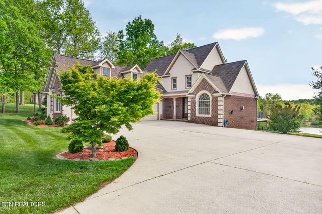 321 Magnolia Lane, Crossville, TN 38555