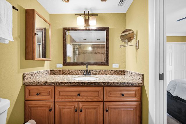 9121 Sunrise Lakes Blvd 106, Sunrise, FL 33322