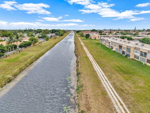 9121 Sunrise Lakes Blvd 106, Sunrise, FL 33322