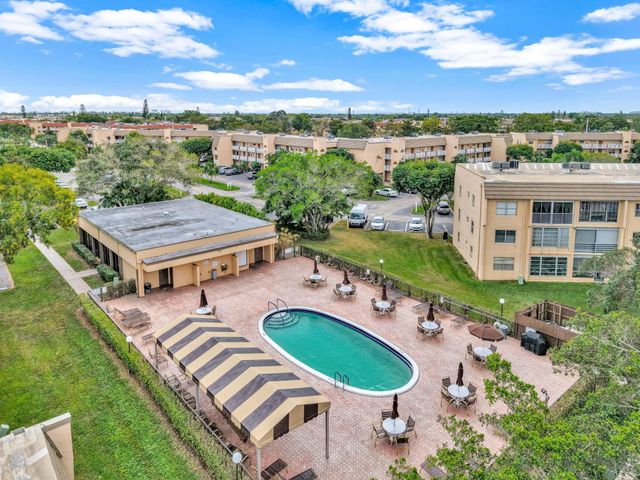 9121 Sunrise Lakes Blvd 106, Sunrise, FL 33322