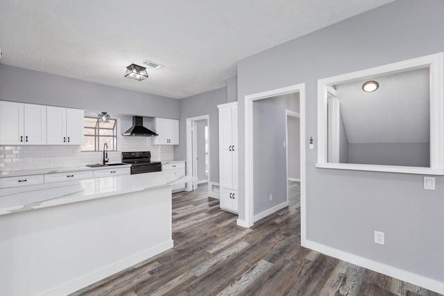 11527 Corola Trail Drive, Houston, TX 77066