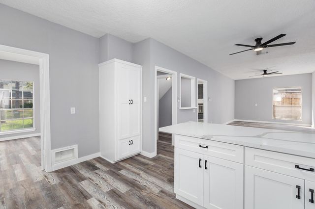 11527 Corola Trail Drive, Houston, TX 77066