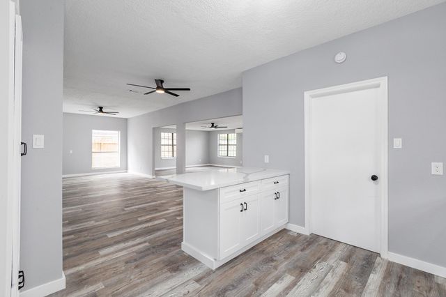 11527 Corola Trail Drive, Houston, TX 77066