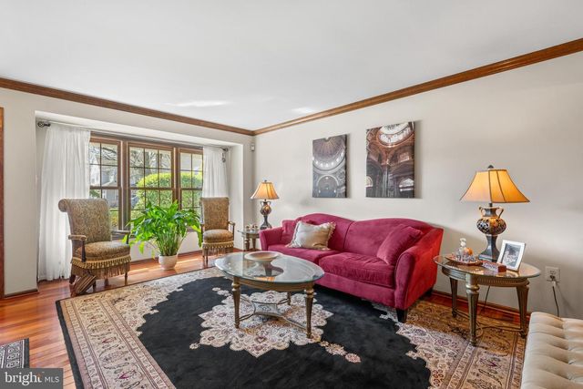 102 FILLY DR, North Wales, PA 19454