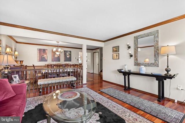 102 FILLY DR, North Wales, PA 19454