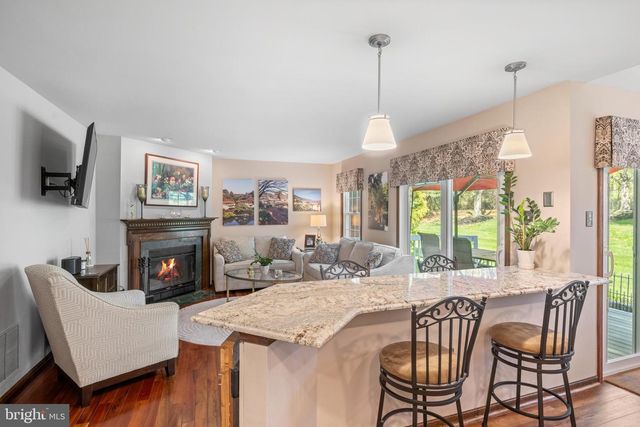 102 FILLY DR, North Wales, PA 19454