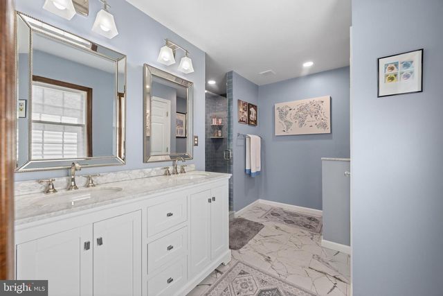 102 FILLY DR, North Wales, PA 19454