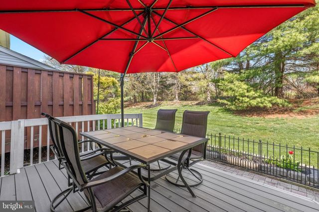 102 FILLY DR, North Wales, PA 19454