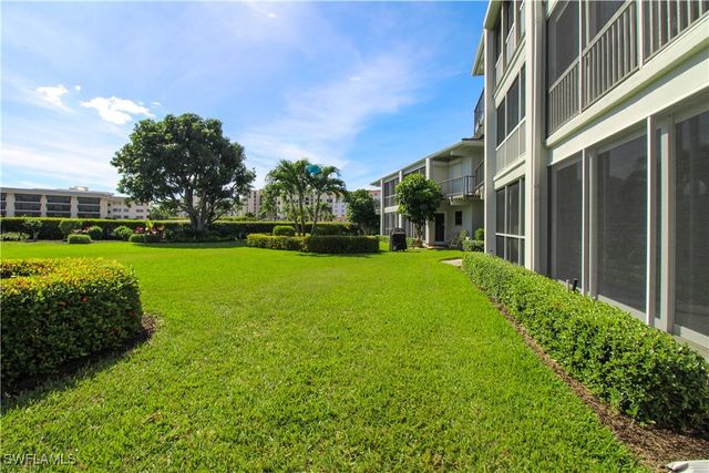 3400 Gulf Shore BLVD N B4, Naples, FL 34103