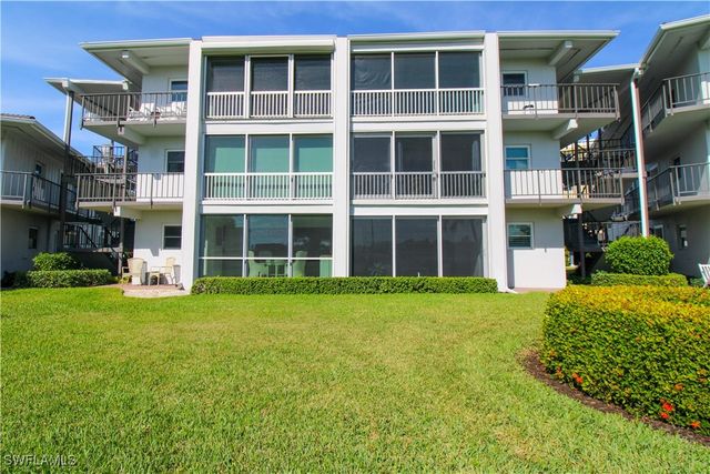 3400 Gulf Shore BLVD N B4, Naples, FL 34103