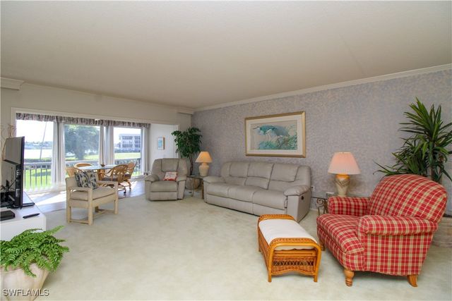 3400 Gulf Shore BLVD N B4, Naples, FL 34103