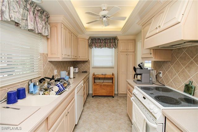 3400 Gulf Shore BLVD N B4, Naples, FL 34103