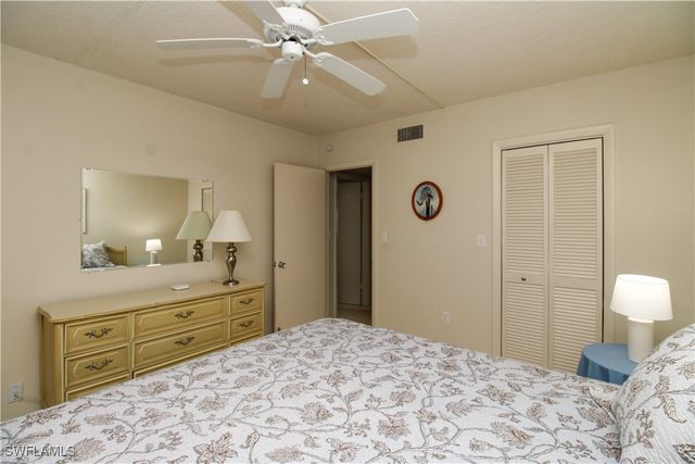 3400 Gulf Shore BLVD N B4, Naples, FL 34103