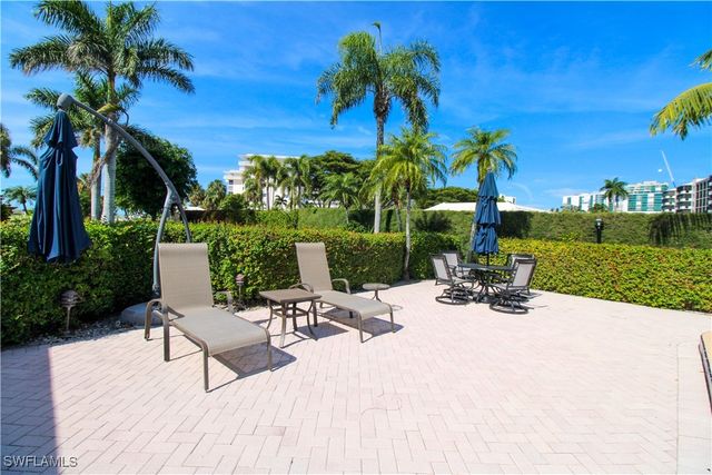 3400 Gulf Shore BLVD N B4, Naples, FL 34103