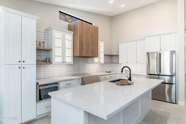 6768 E Evans Drive, Scottsdale, AZ 85254