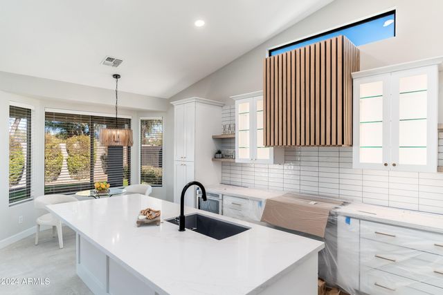 6768 E Evans Drive, Scottsdale, AZ 85254