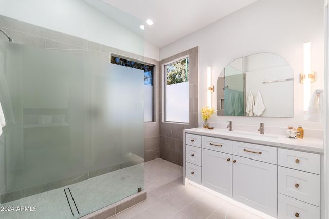 6768 E Evans Drive, Scottsdale, AZ 85254