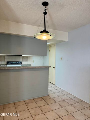 6201 Escondido Drive 3C, El Paso, TX 79912