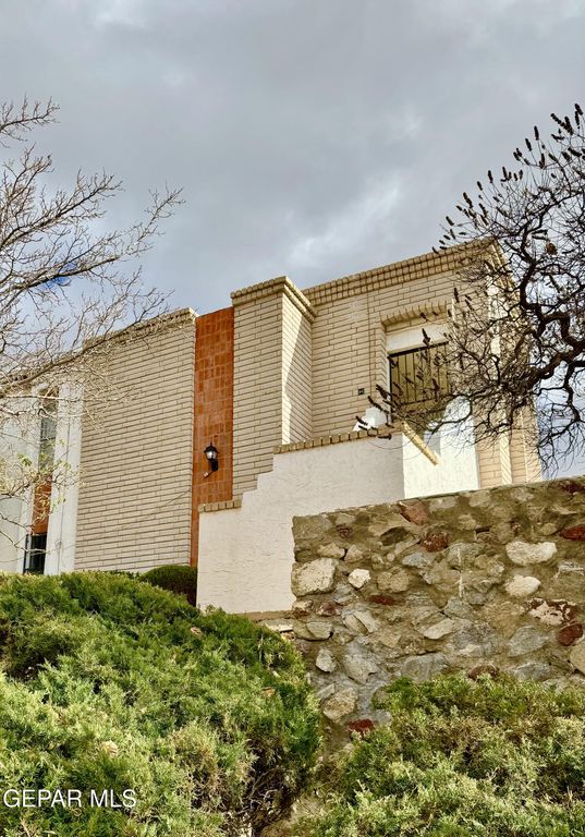 6201 Escondido Drive 3C, El Paso, TX 79912