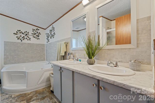 172 Baxter Way, Forest City, NC 28043