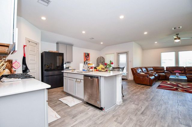 8134 Sugar Cane Lane, Rosharon, TX 77583