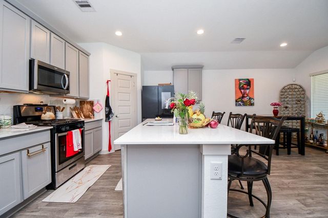 8134 Sugar Cane Lane, Rosharon, TX 77583