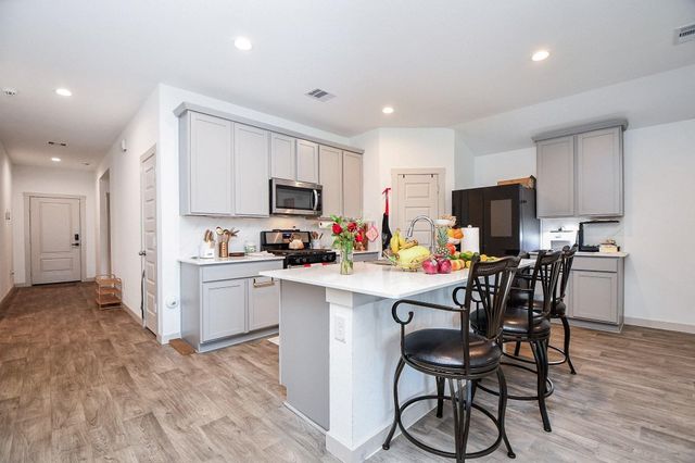 8134 Sugar Cane Lane, Rosharon, TX 77583