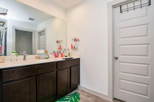 8134 Sugar Cane Lane, Rosharon, TX 77583