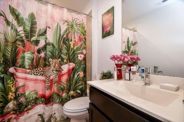 8134 Sugar Cane Lane, Rosharon, TX 77583