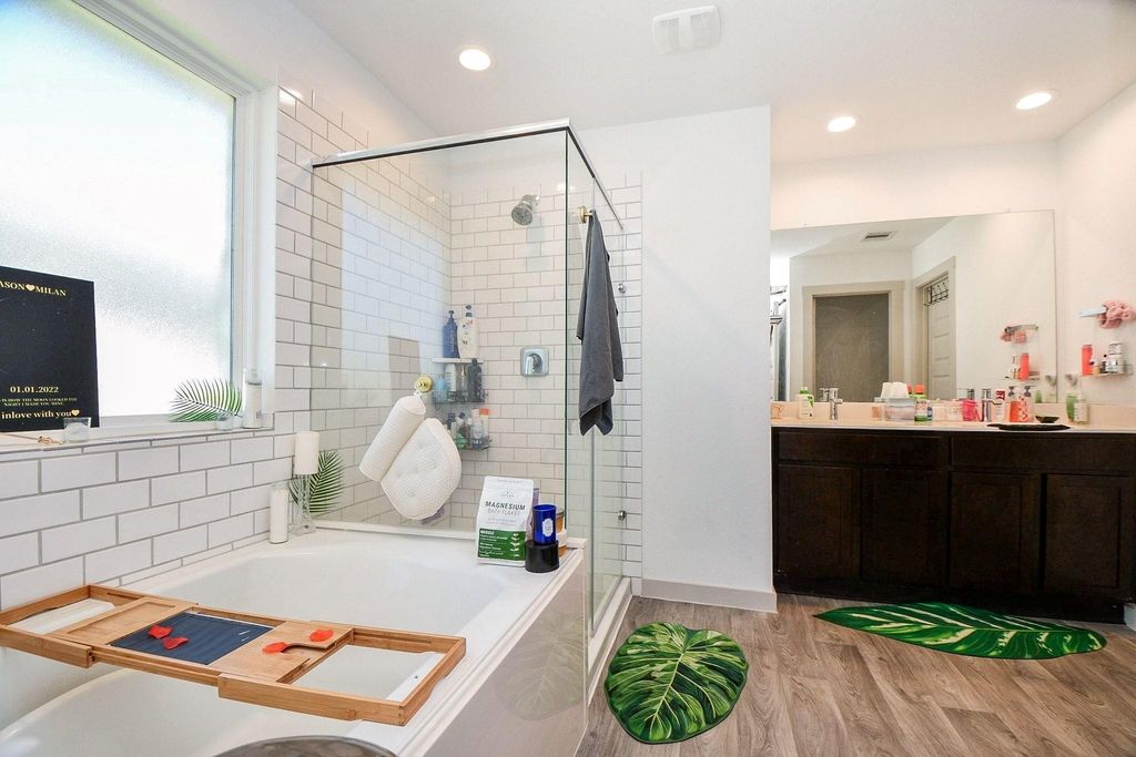 8134 Sugar Cane Lane, Rosharon, TX 77583