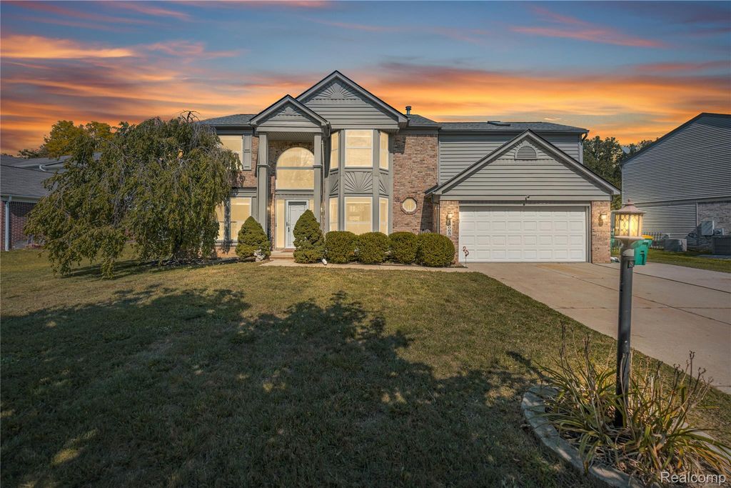 15005 Wildbrook Drive, Van Buren Charter Township, MI 48111