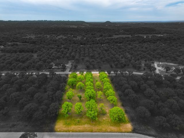 2354 E Landings S, Granbury, TX 76049