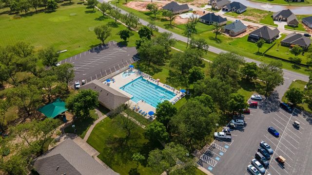 2354 E Landings S, Granbury, TX 76049