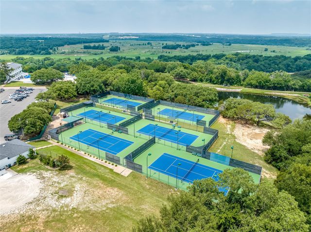 2354 E Landings S, Granbury, TX 76049