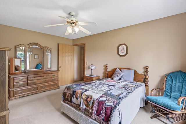 7867 Taylor Street NE, Spring Lake Park, MN 55432
