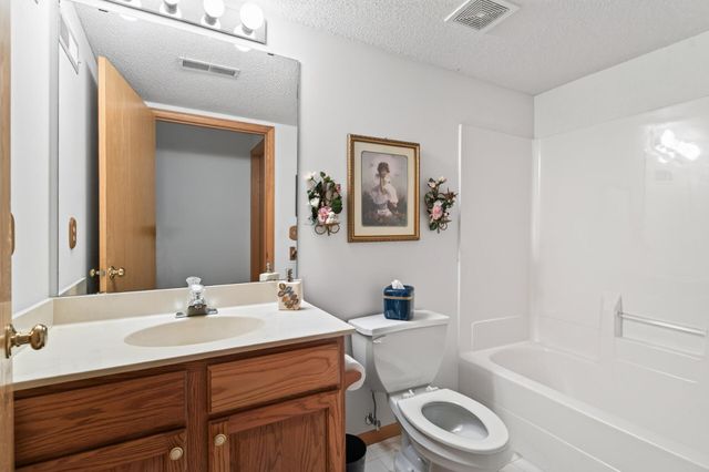 7867 Taylor Street NE, Spring Lake Park, MN 55432
