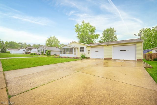 1854 Drenik Drive, Wickliffe, OH 44092