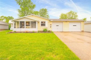 1854 Drenik Drive, Wickliffe, OH 44092