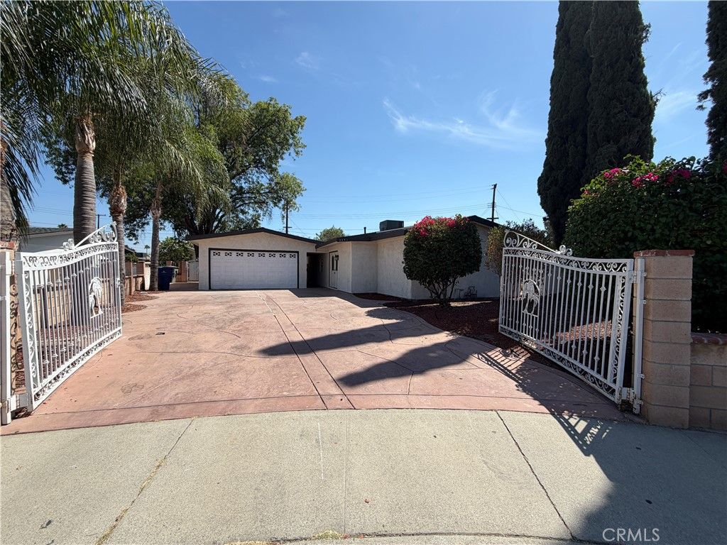3351 Amhurst Drive, Riverside, CA 92503 — exterior